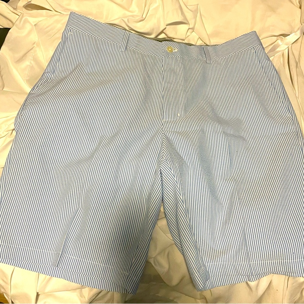 Mens golf shorts